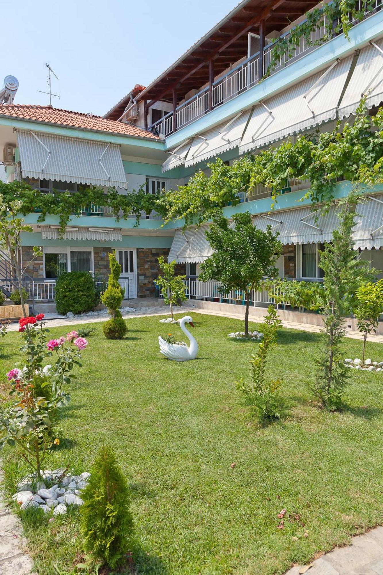 Artemis Apartments Паралия-Дионисиу Номер фото