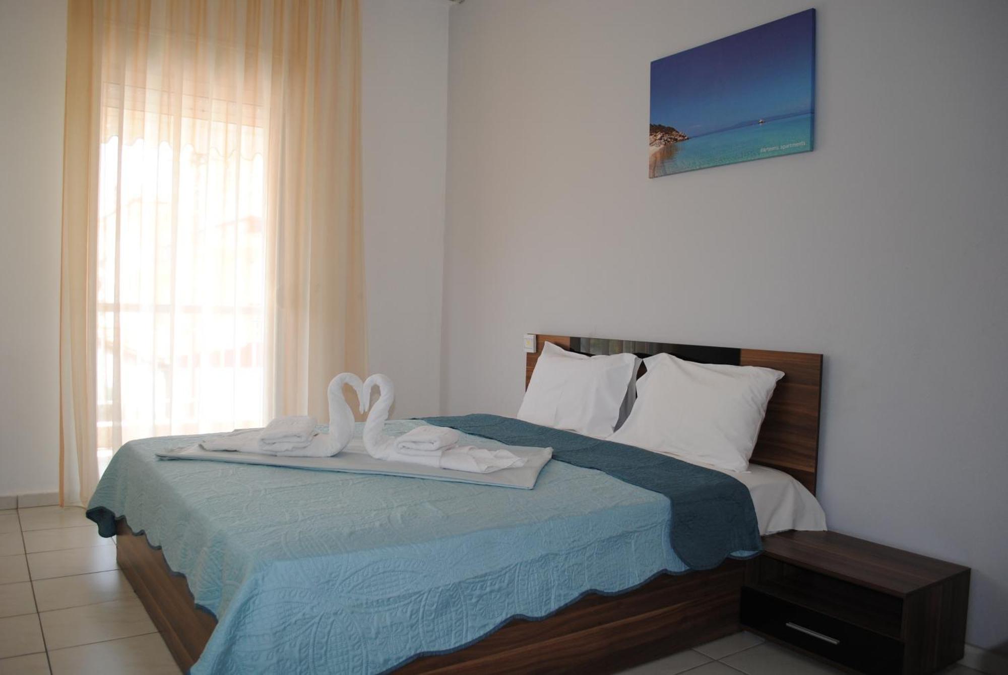Artemis Apartments Паралия-Дионисиу Экстерьер фото