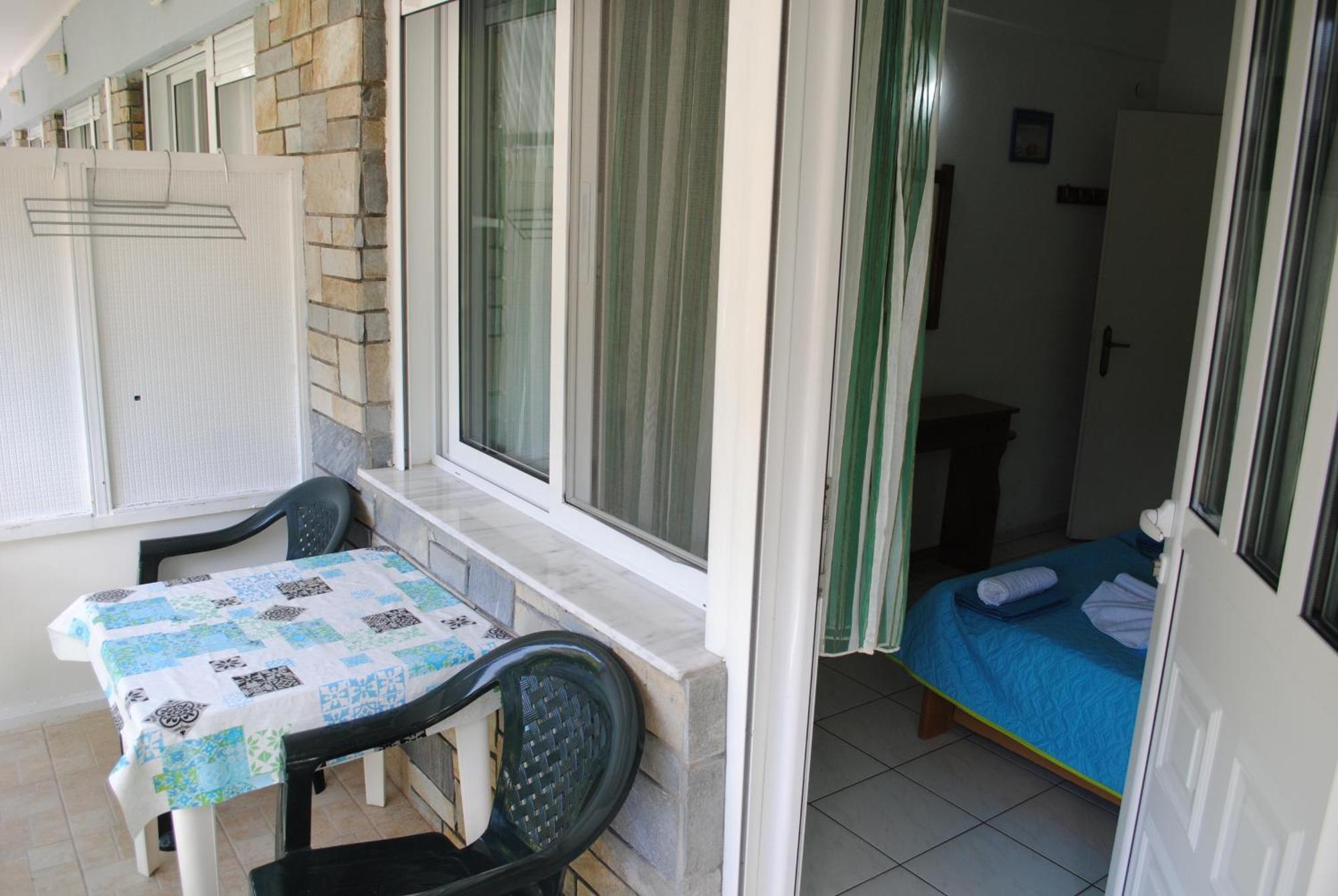 Artemis Apartments Паралия-Дионисиу Экстерьер фото