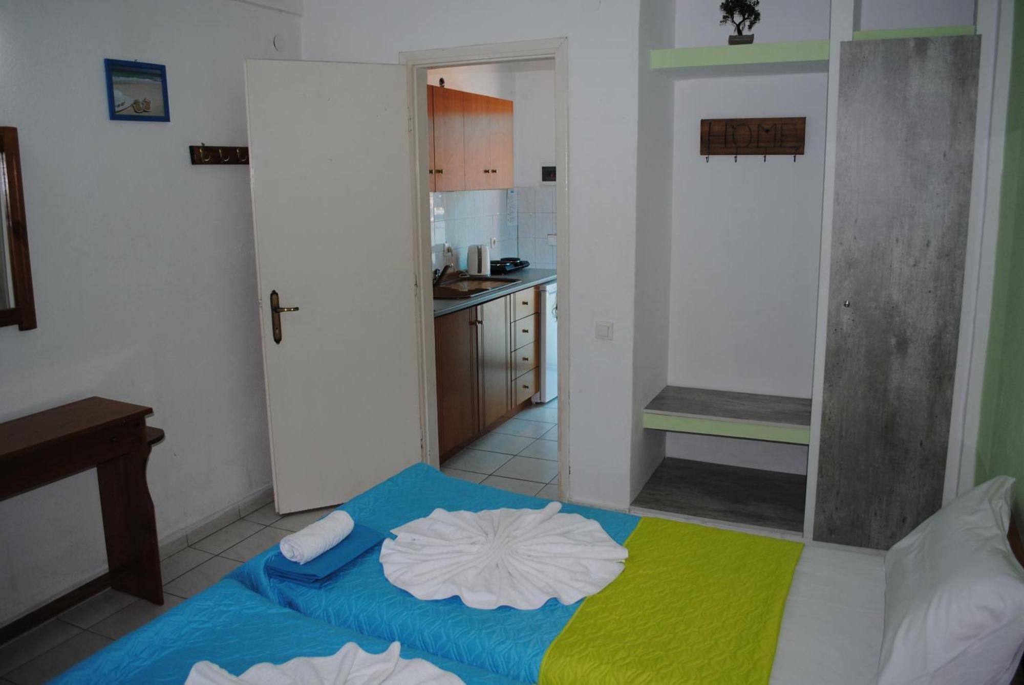 Artemis Apartments Паралия-Дионисиу Экстерьер фото