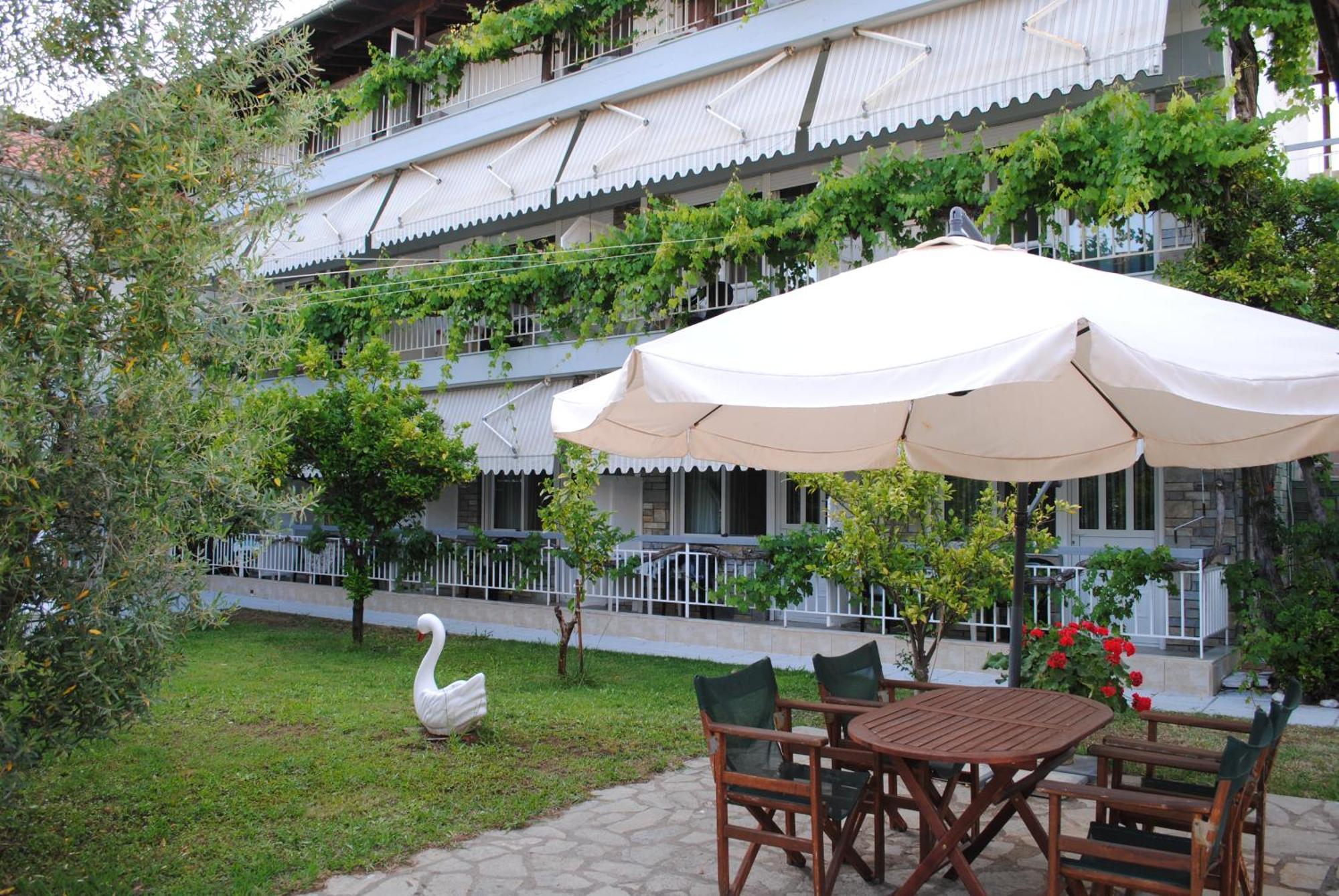 Artemis Apartments Паралия-Дионисиу Экстерьер фото